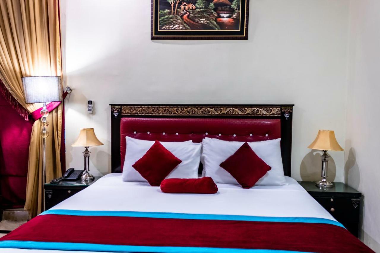 Rose Palace Hotel, Garden Town Лахор Экстерьер фото